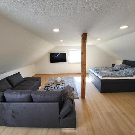 Zentrale Wohnung In Crailsheim Extérieur photo